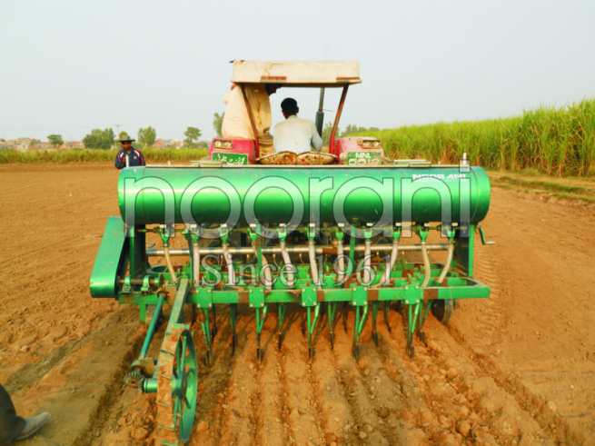 Liquid Fertilizer Band Placement Drill